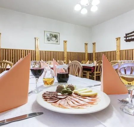 Spelca Nočitev z zajtrkom